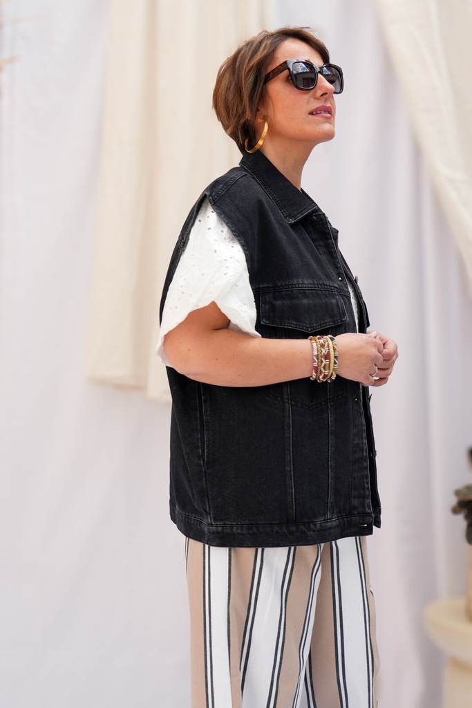 Veste en jeans sans manche oversize - Célia - Noir — vue 4