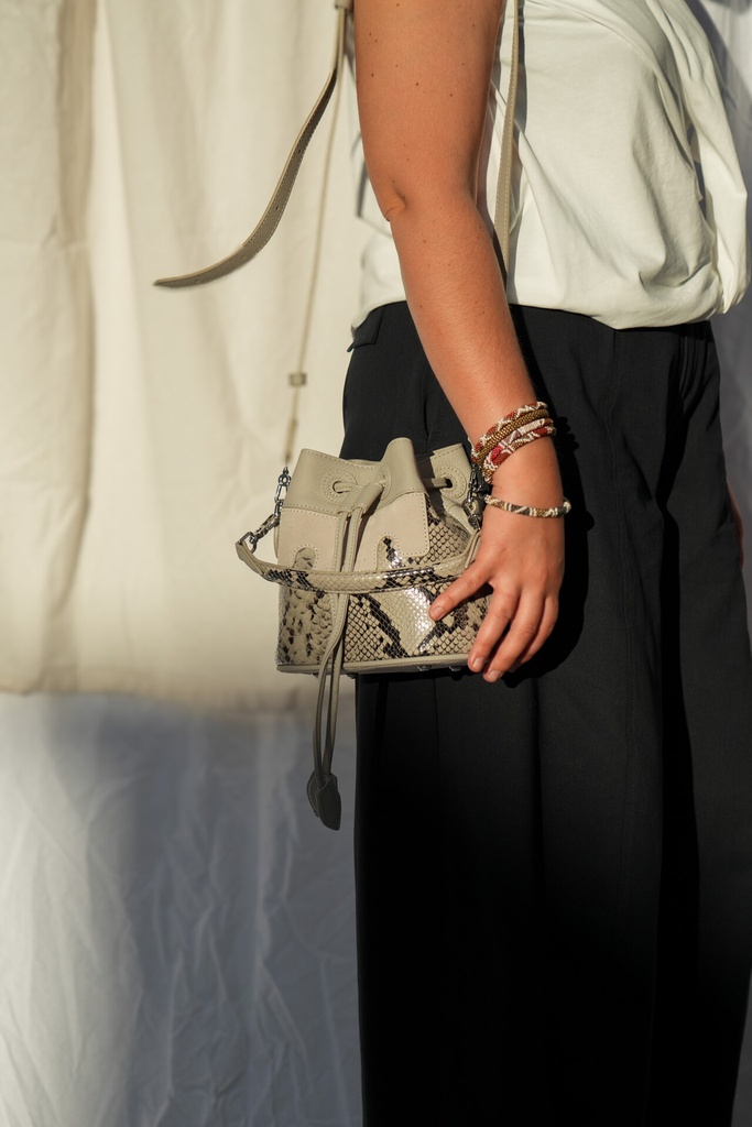 Sac à main en cuir - Paul Marius - Capucine XS Python - Galet — vue 2