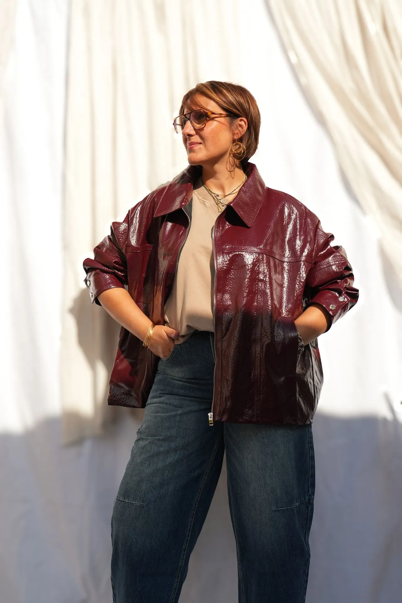 Veste zippée oversize en simili verni - Bordeaux — vue 3