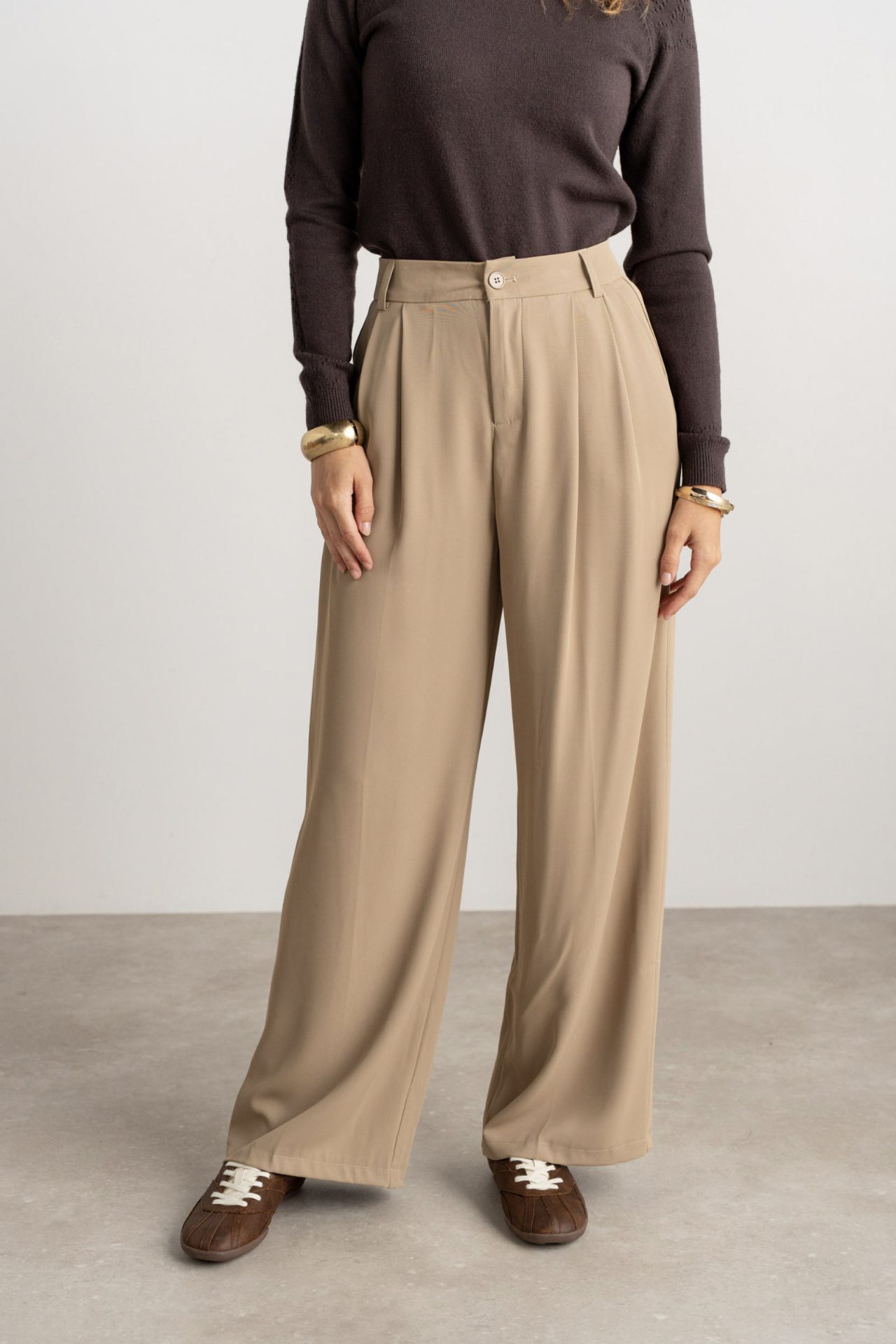 Pantalon de tailleur fluide avec plis plats - Pina - Camel (2)