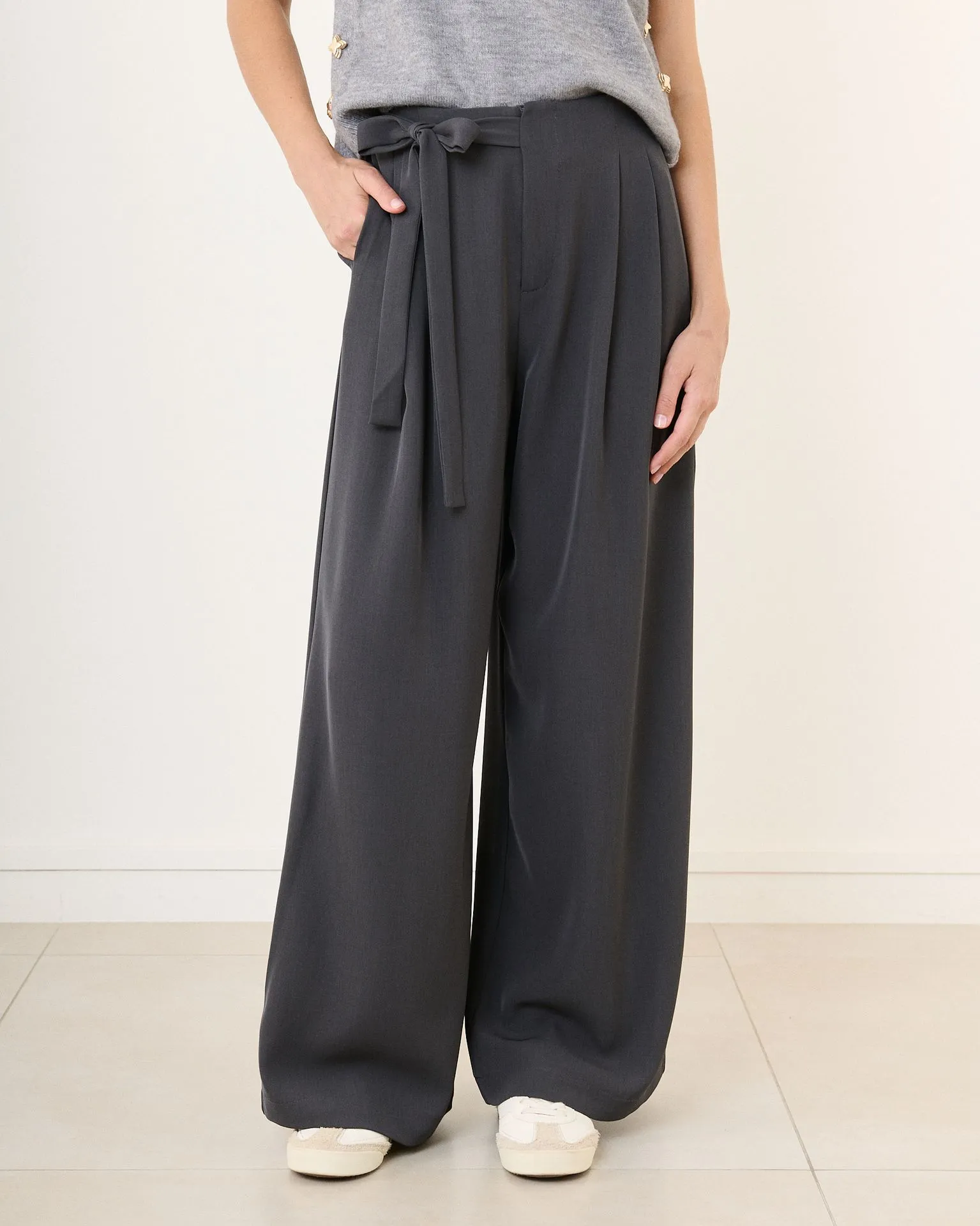 Pantalon de tailleur à nouer avec élastique au dos - Tara - gris — vue 5