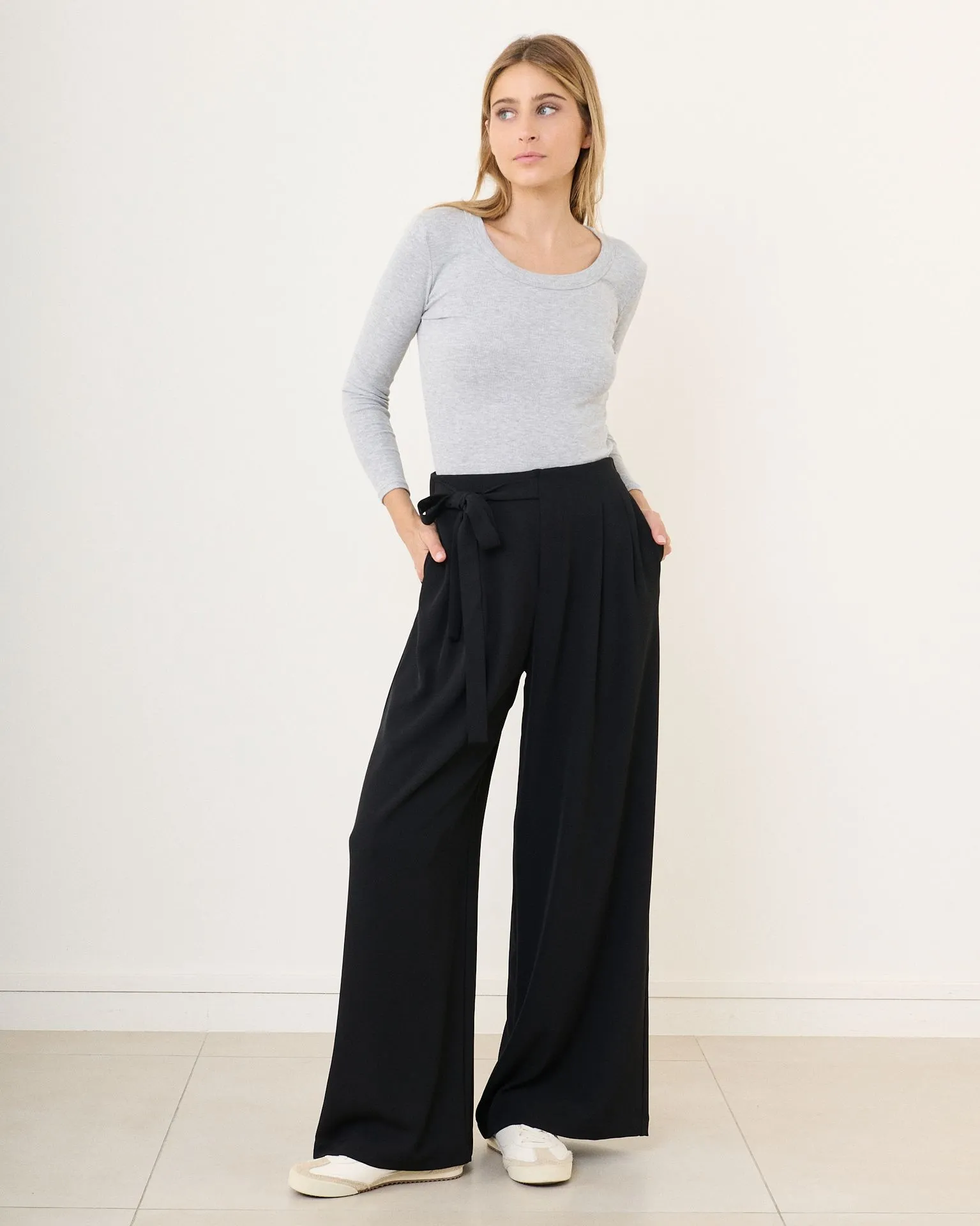 Pantalon de tailleur à nouer avec élastique au dos - Tara - noir — vue 3