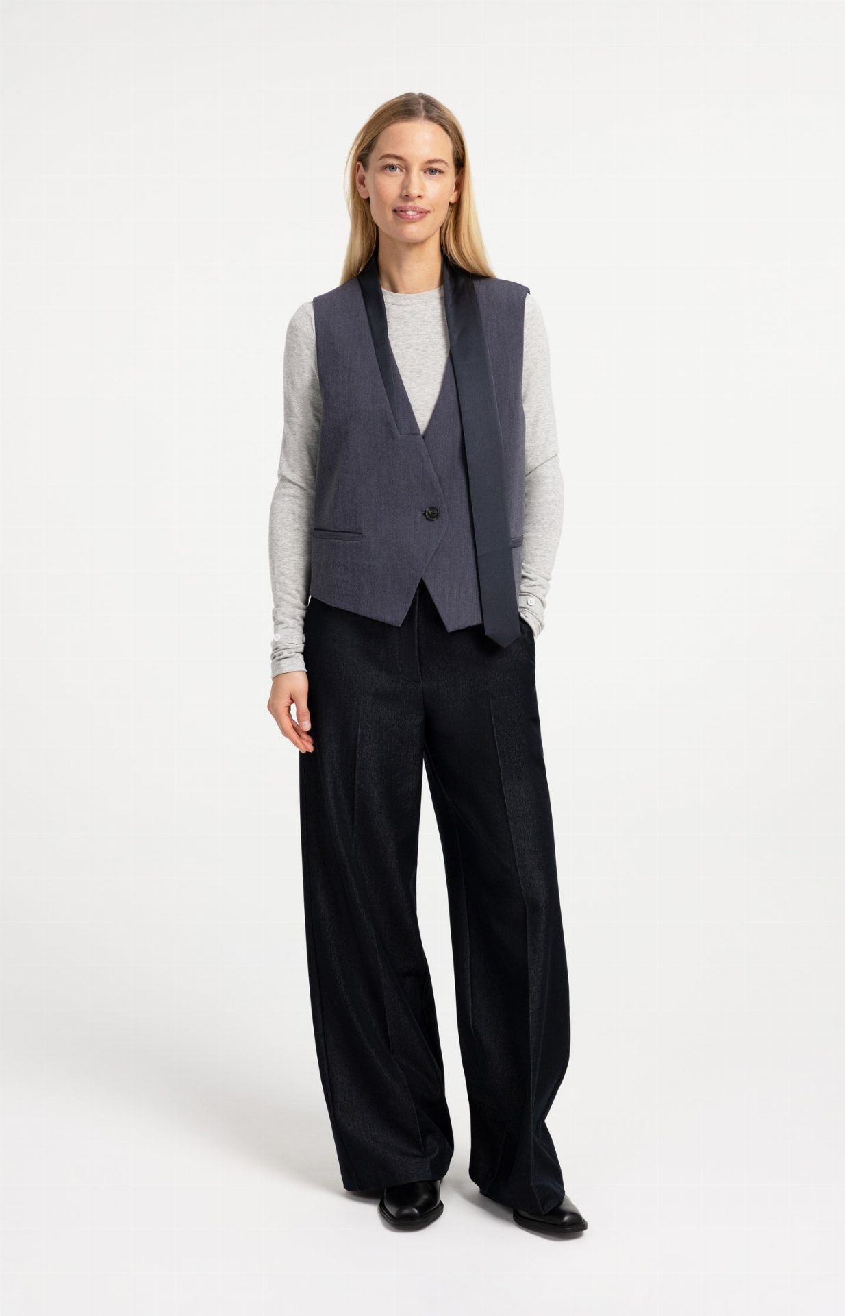 Pantalon en tissu avec ceinture et fini satiné - YAYA - Cat Black (5)