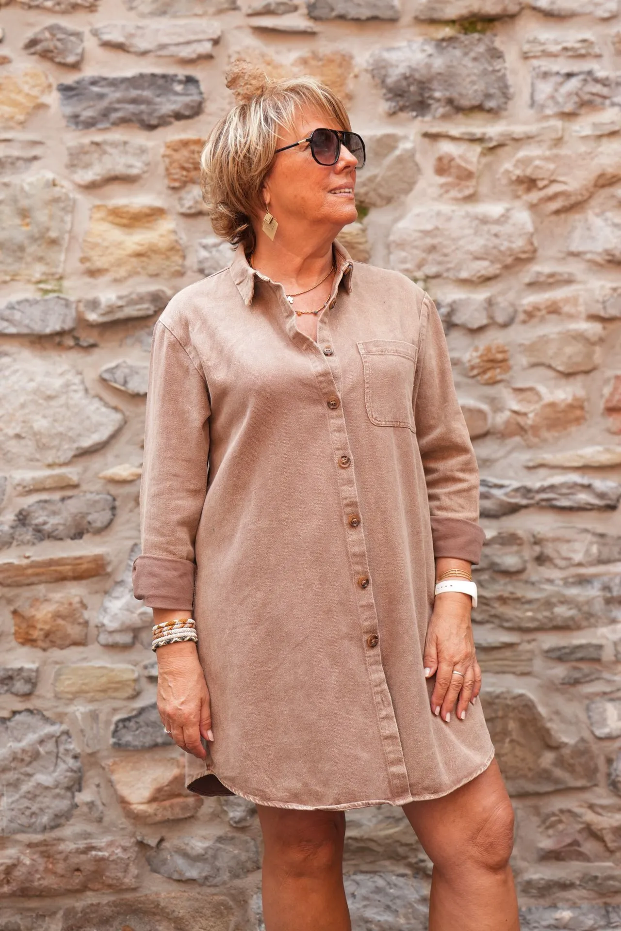 Robe chemise en coton délavé - Taupe — vue 5