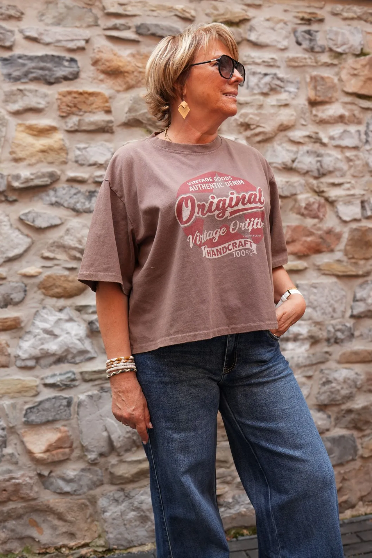 T-shirt court sérigraphié effet délavé - Brun — vue 2