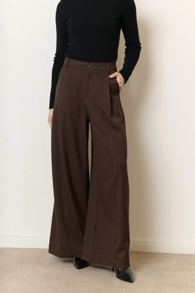 Pantalon de tailleur large à pinces - Marron (vue 8)