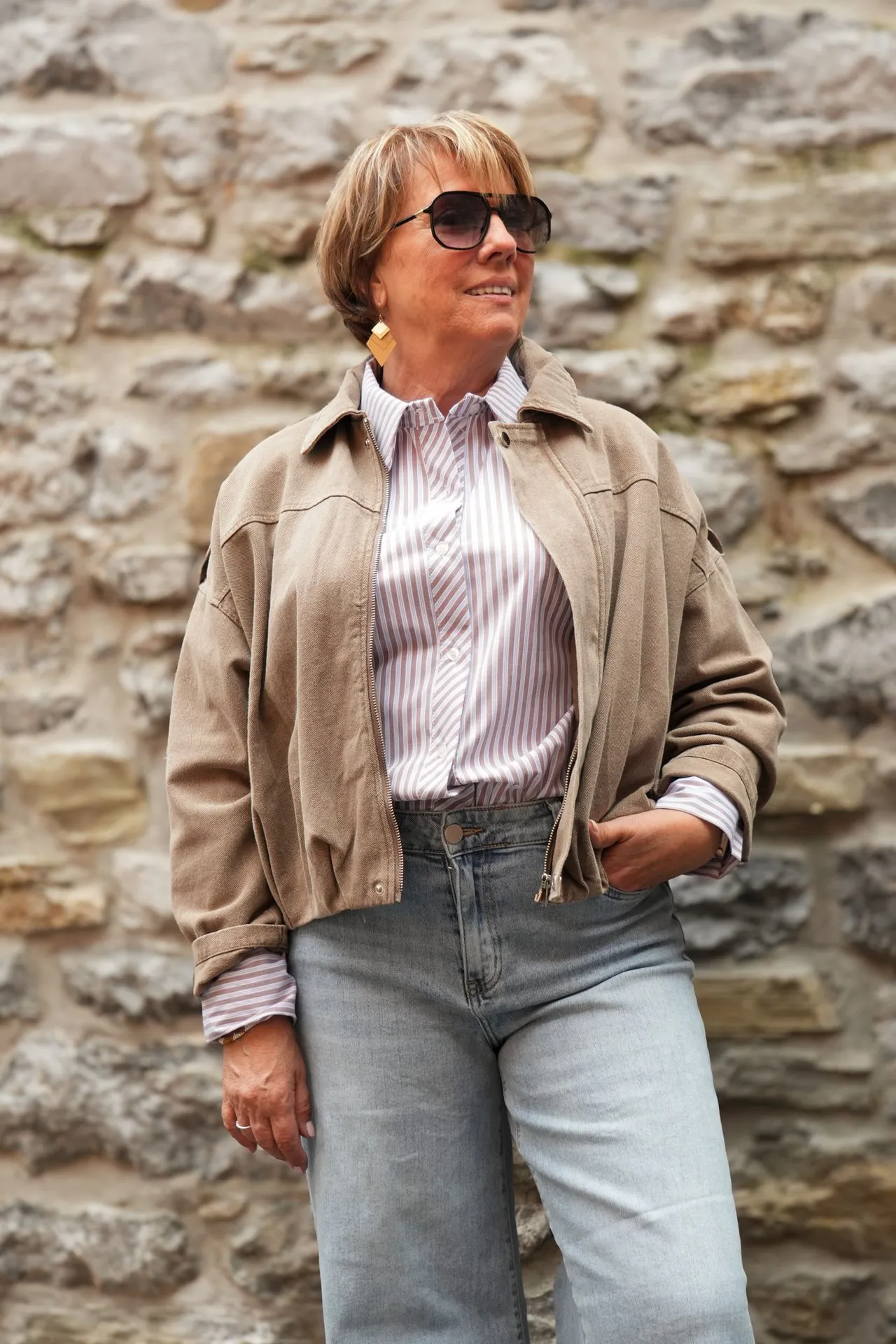 Blouson zippé en coton délavé - Taupe (vue 6)