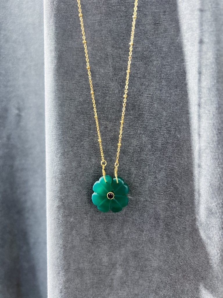 Collier avec pendentif et pierres semi-précieuses - Le monde est stone - FLOWER - vert transparent Jade vert — vue 3