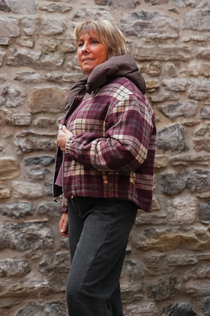 Veste à carreaux avec capuche - Bordeaux (vue 5)