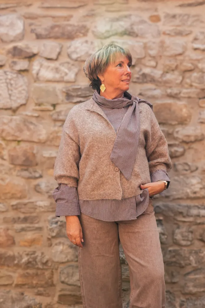 Chemise lignée col lavallière - marron (vue 4)