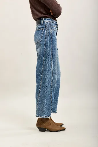 Jeans barrel bas effiloché - Bleu moyen délavé