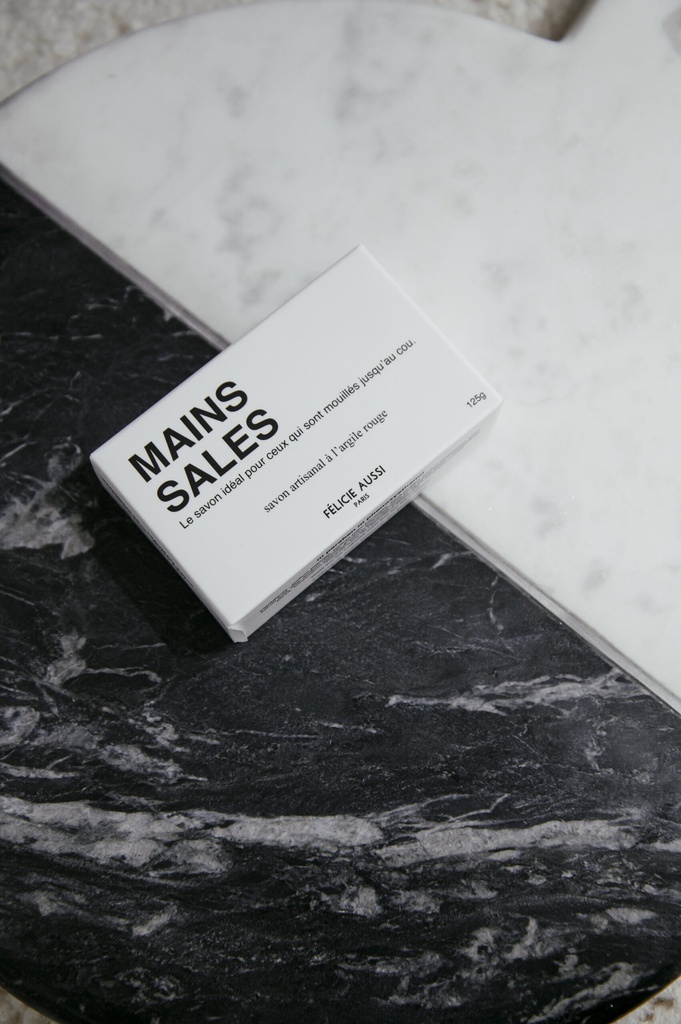 [MAINSSALES-1SAVMAI] Savon - Félicie aussi - Mains sales