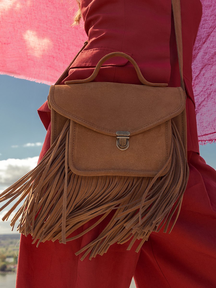 Sac à main à franges Paul Marius Mademoiselle George Folk en cuir suédé havane
