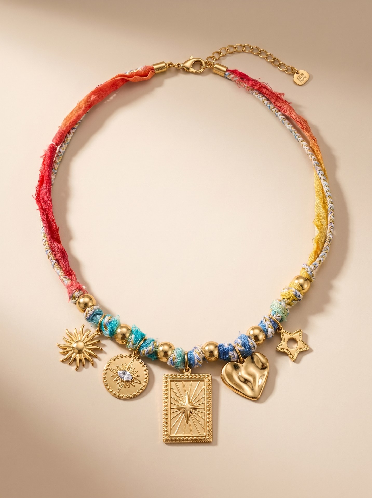 Collier en tissu avec charms - Rylee - Doré