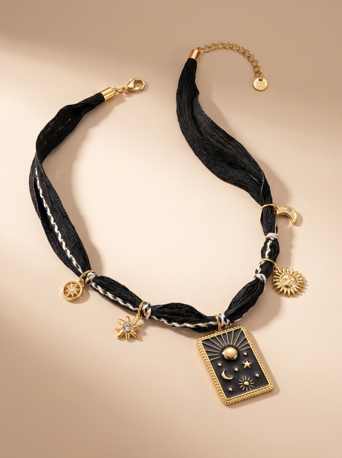 Collier en tissu avec charm nuit - Night - Noir