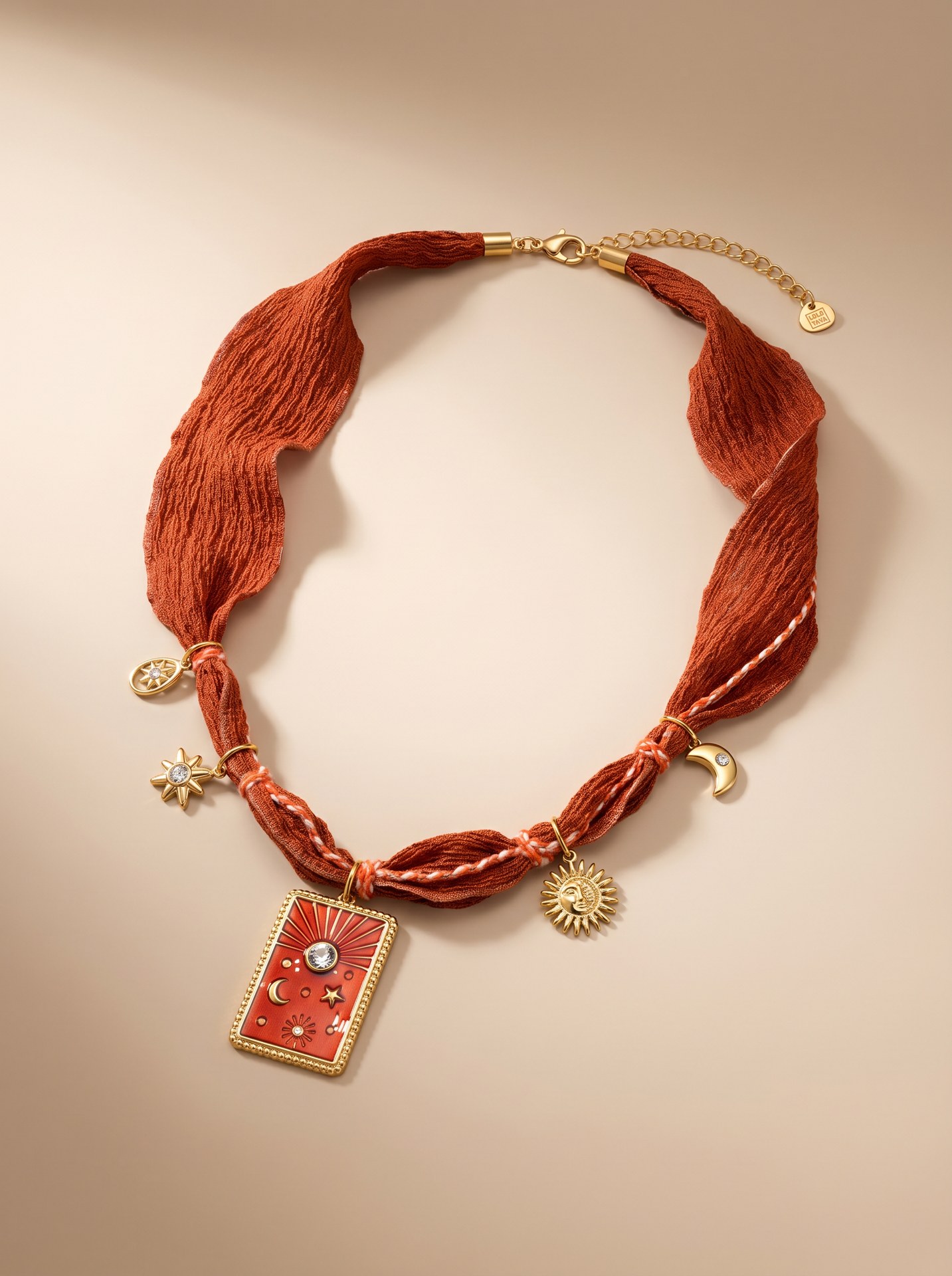 Collier en tissu avec charm nuit - Night - Rouge