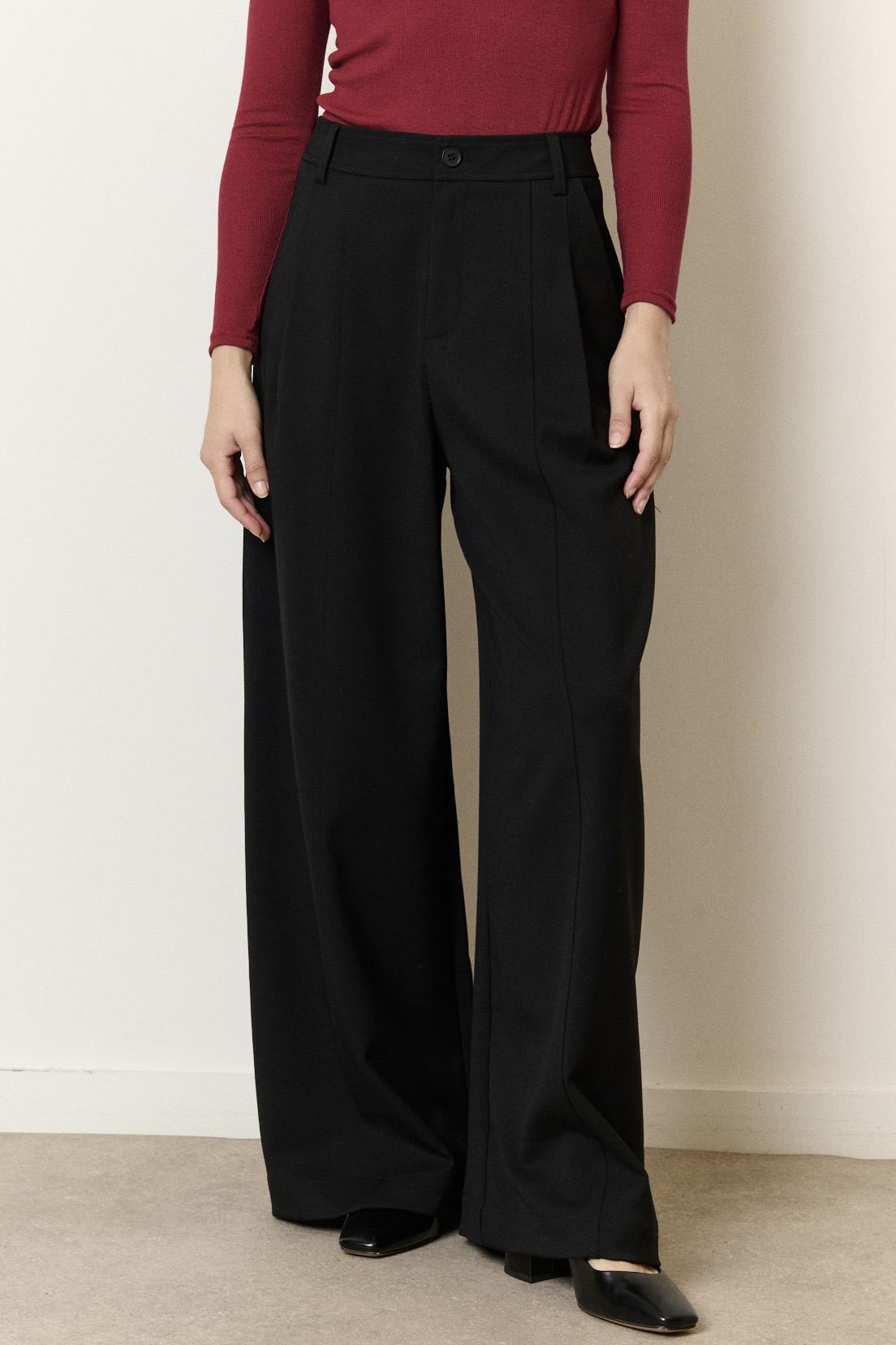Pantalon de tailleur large à pinces - Noir