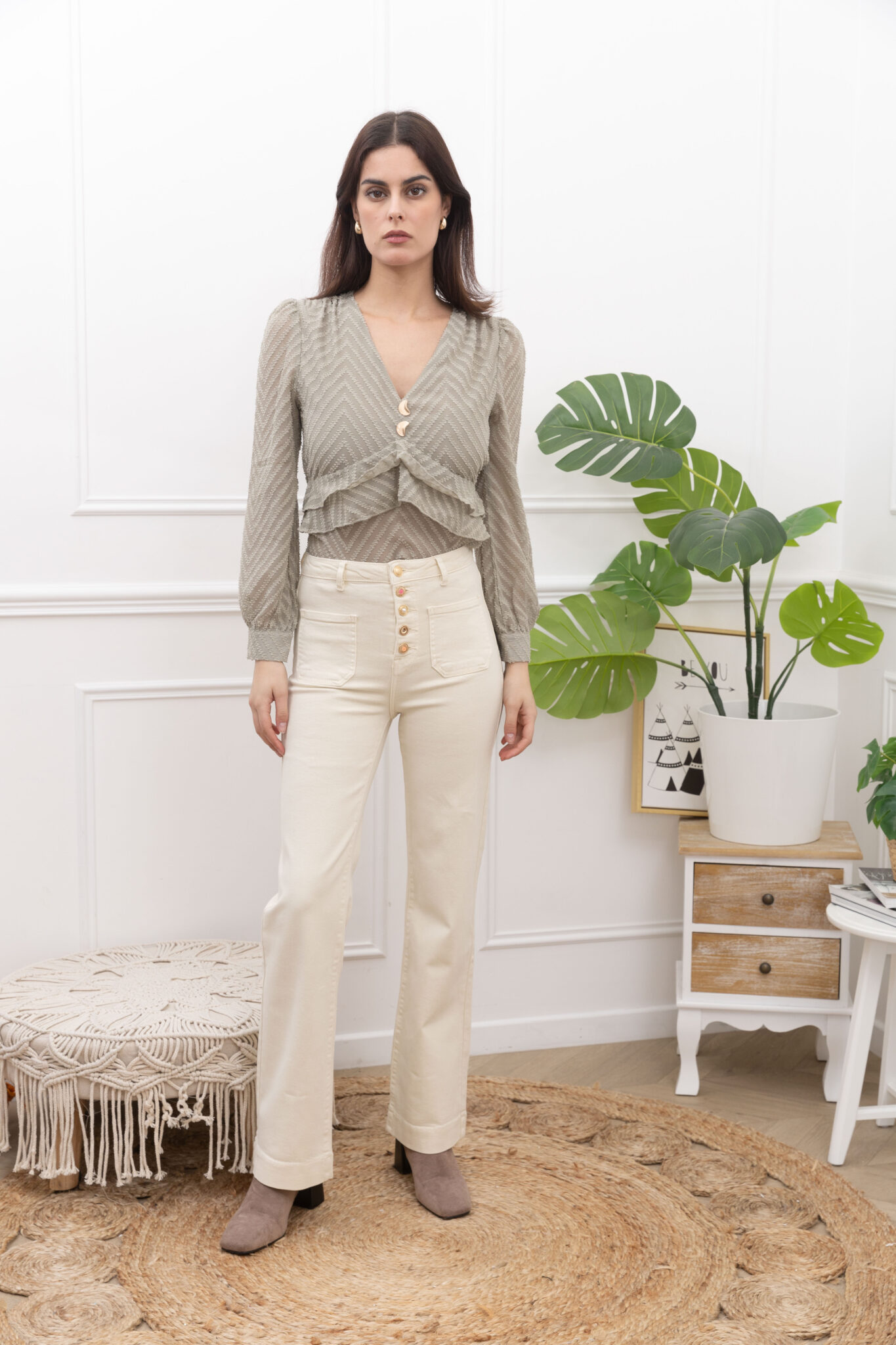 jeans-large-avec-poches-appliquees-et-boutons-colores-loris-beige_08