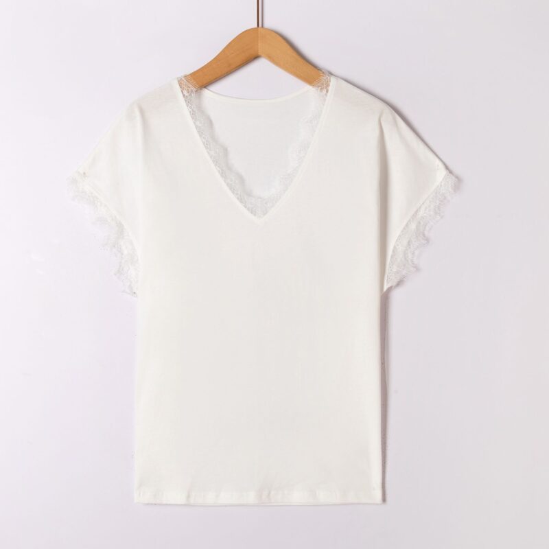 T shirt uni en coton col v avec details dentelle Dori blanc Dame 17474 2