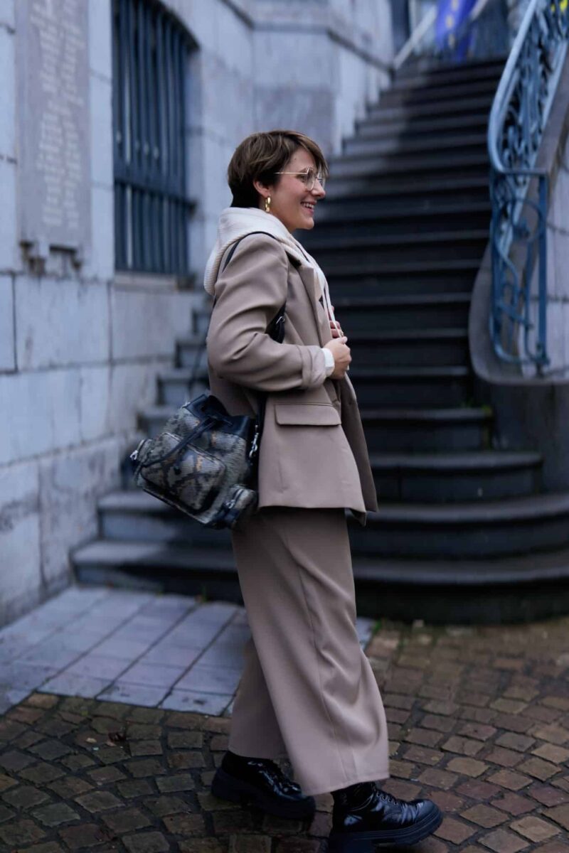 blazer oversized sam kaki 11