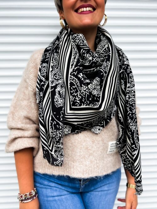 Grand foulard carré imprimé - noir