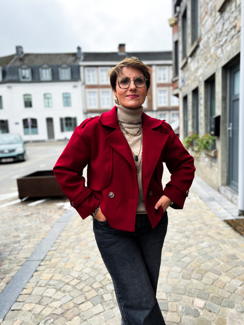 manteau-court-oversized-manon-bordeaux_03 manteau court oversized manon bordeaux 03
