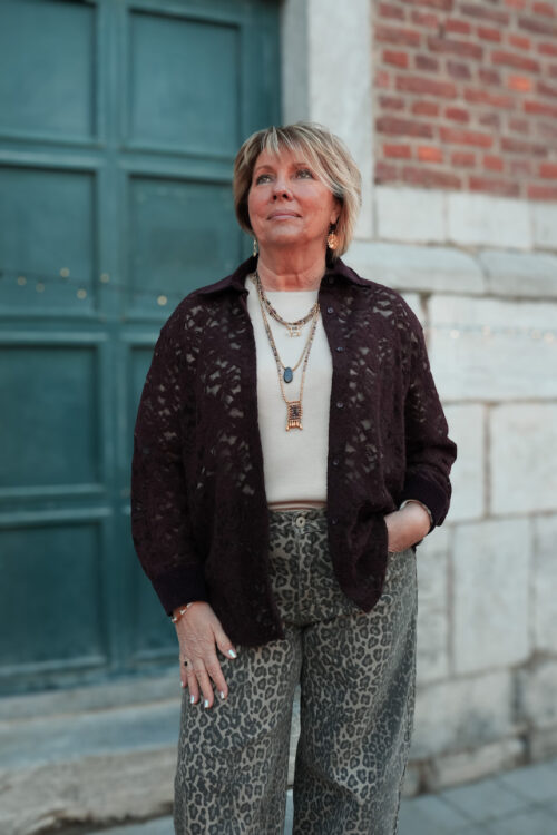 Chemise en dentelle - Bordeaux