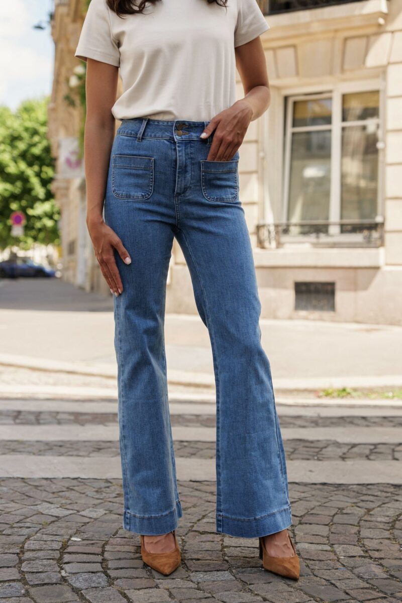 Jeans-flare-avec-poches-Elena-Denim_Dame_18519_2.jpeg Jeans flare avec poches Elena Denim Dame 18519 2