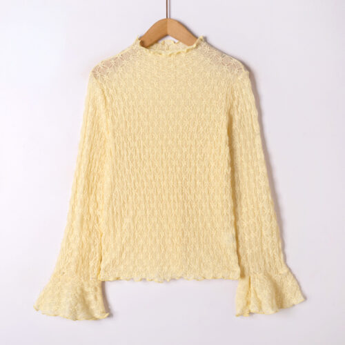Blouse col montant et manches ajourée - Détails dentelle - Jaune