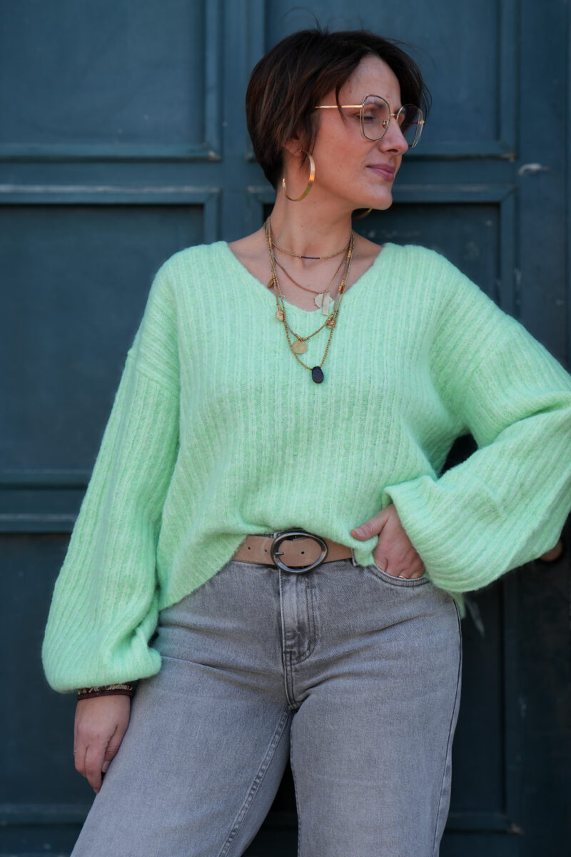pull a manches longues et col v elena vert 01