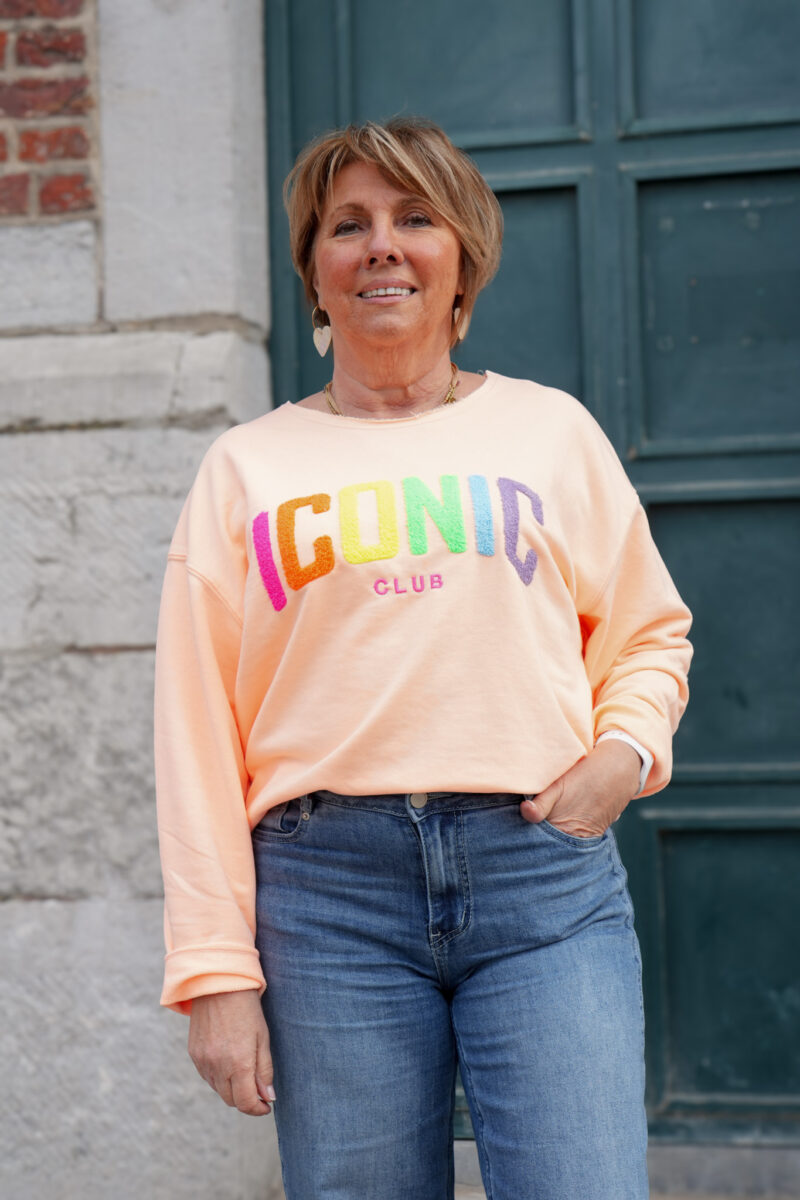sweat shirt col rond avec relief poitrine iconic multicolore orange 03