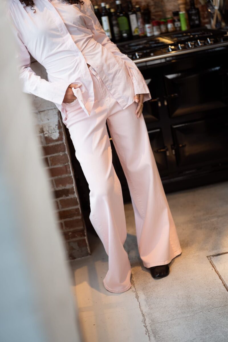 jeans-large-coupe-wide-leg-rose_04 jeans large coupe wide leg rose 04