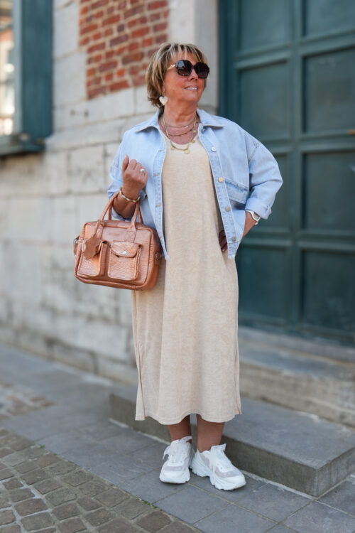 robe en eponge col v erin beige 07