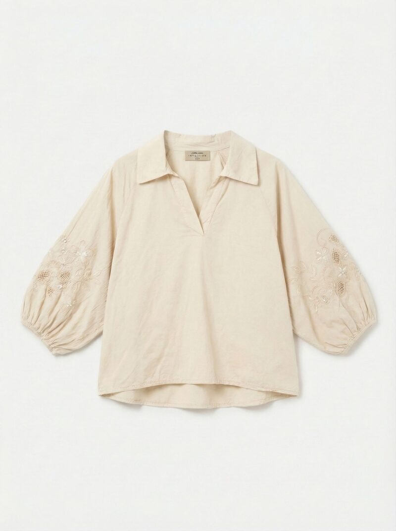 Blouse avec broderie perlée aux manches - Ecru