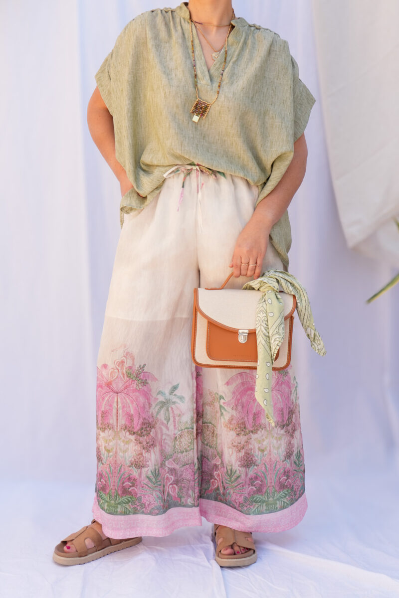 pantalon a motifs en soie et viscose rosa 03