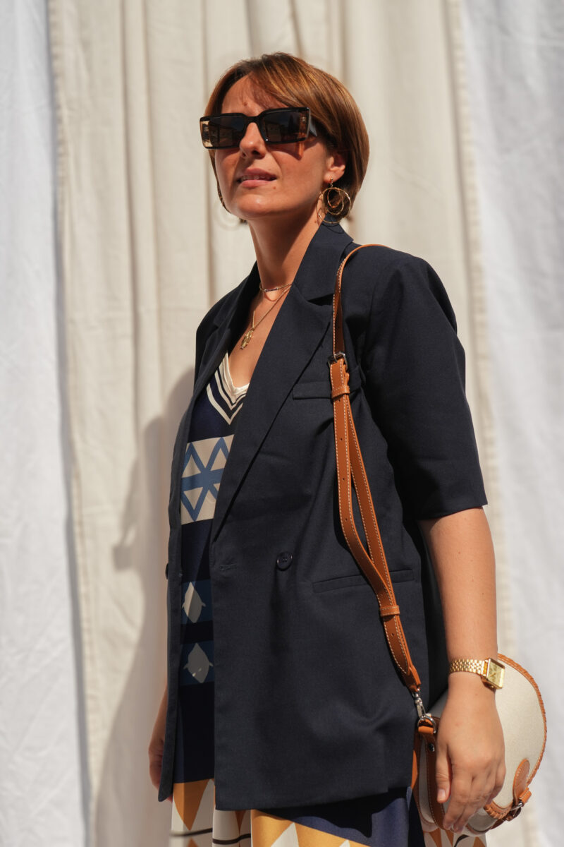 robe boheme fluide imprime geometrique bleu marine 05