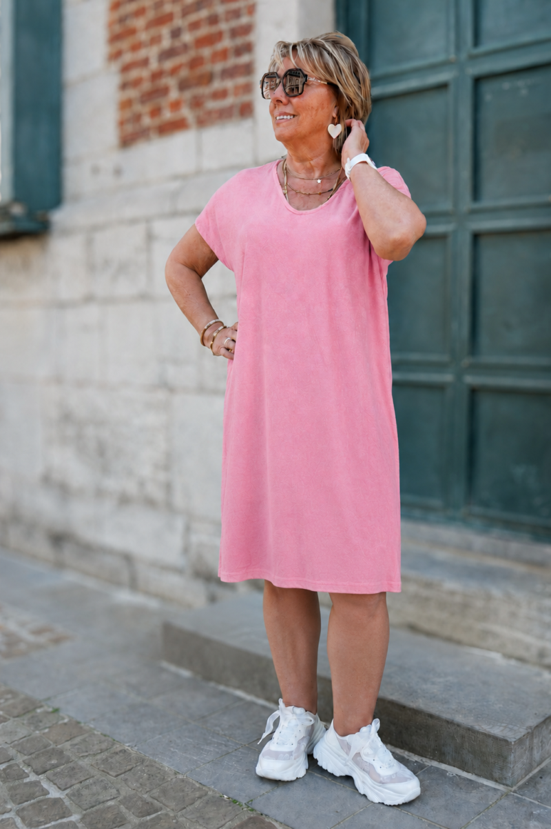 robe courte en eponge col v erin rose 02